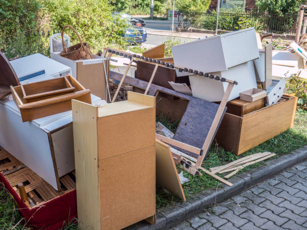 Best Yard Waste Removal  in Roscoe, IL